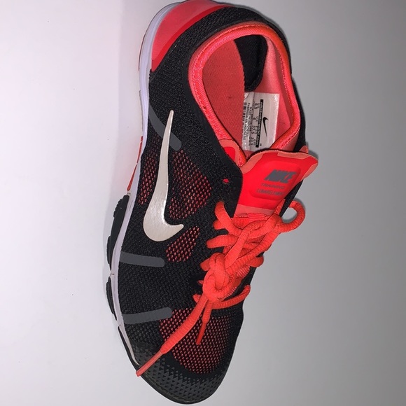 Women Neon Nike Training Sneakers - Picture 7 of 9